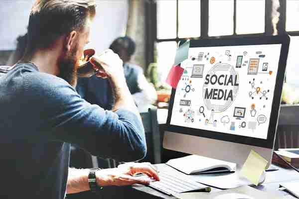 missionary-socialmedia